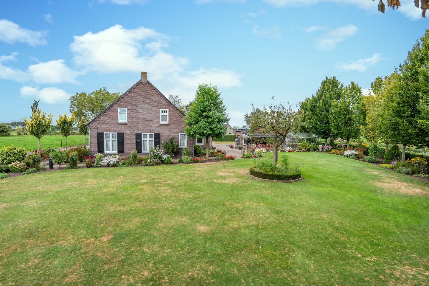 Photo 5 of Diepenbroek 16