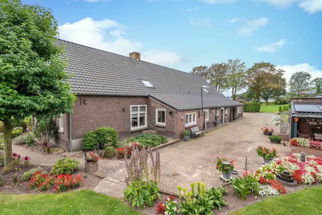 Photo 32 of Diepenbroek 16