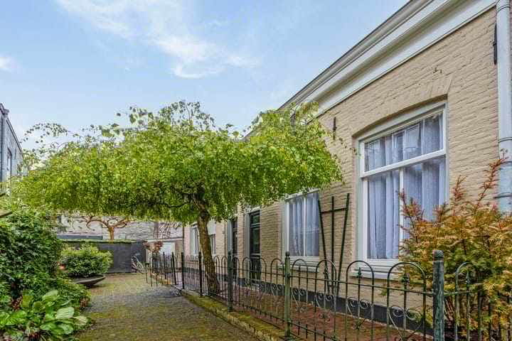 Photo 7 of Begijnenstraat 13