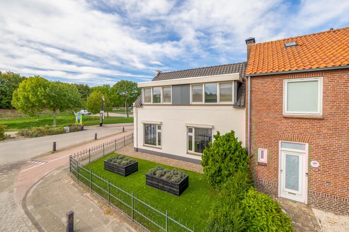 Photo 5 of Oosteind 28