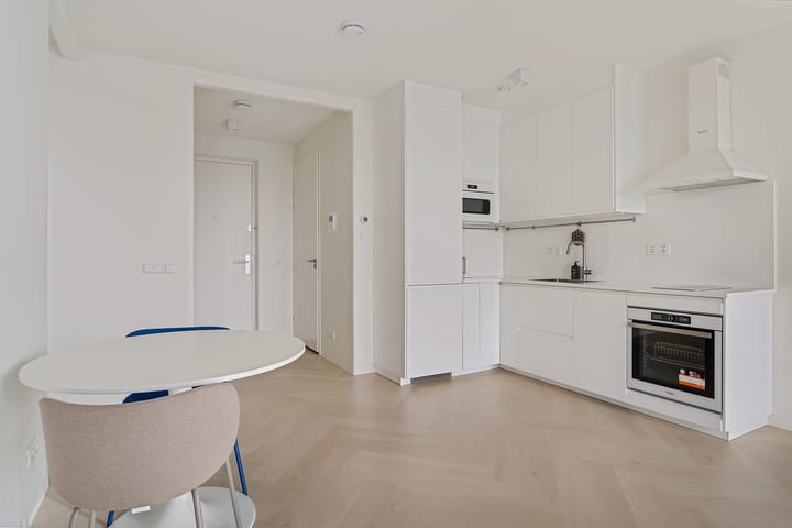 Foto 3 van Waldorpstraat 1672