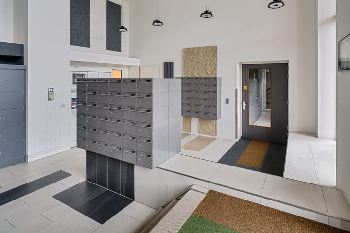 Foto 14 van Waldorpstraat 1672