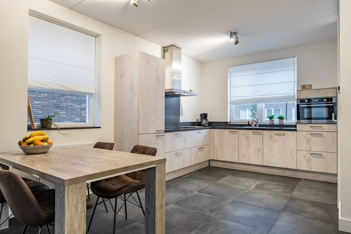 Foto 12 van Burgemeester Verheijenstraat 13