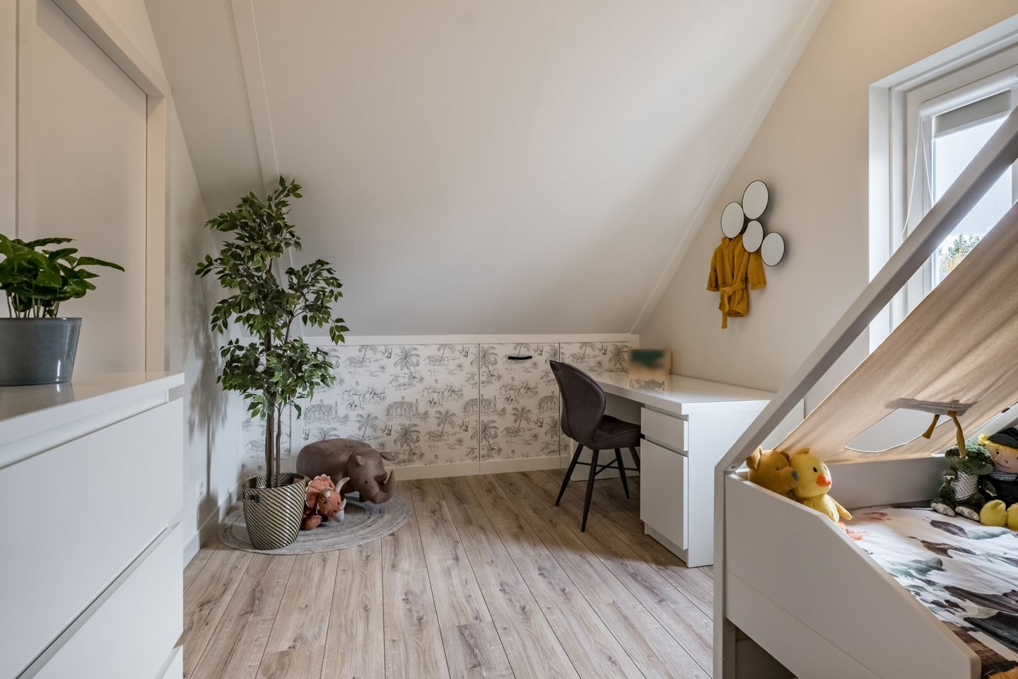 Foto 29 van Burgemeester Verheijenstraat 13