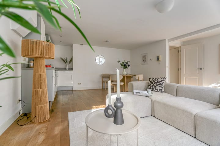 Foto 7 van Jacob van Lennepstraat 10