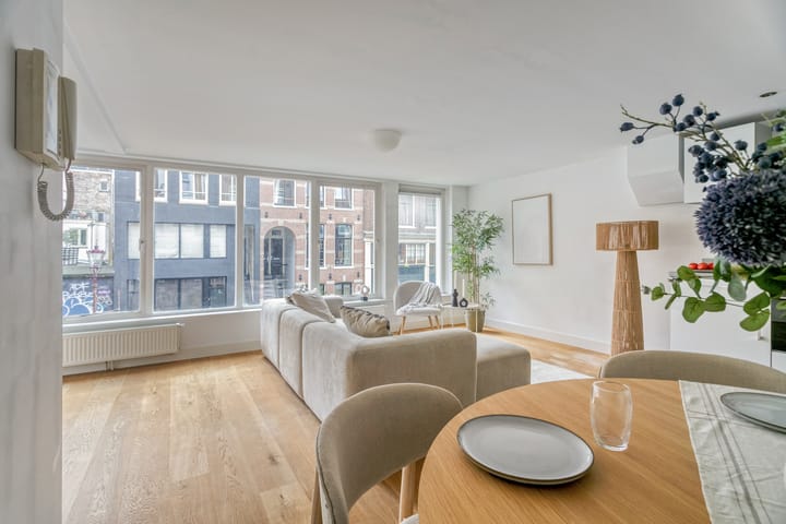 Foto 12 van Jacob van Lennepstraat 10