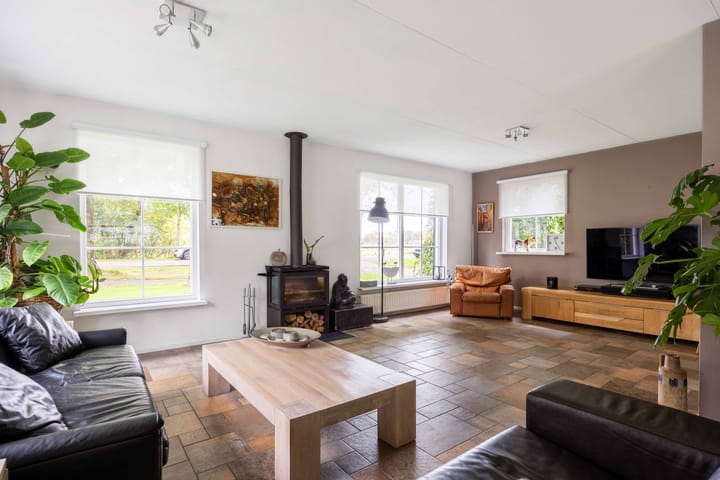 Foto 2 van Hoofdweg 11