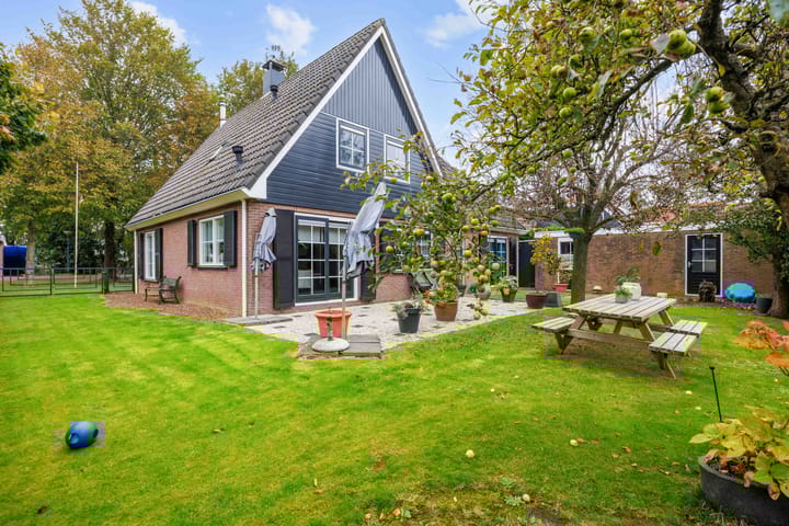 Foto 42 van Hoofdweg 11