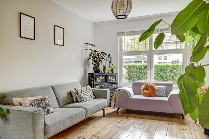 Photo 13 of Rozenboomlaan 42