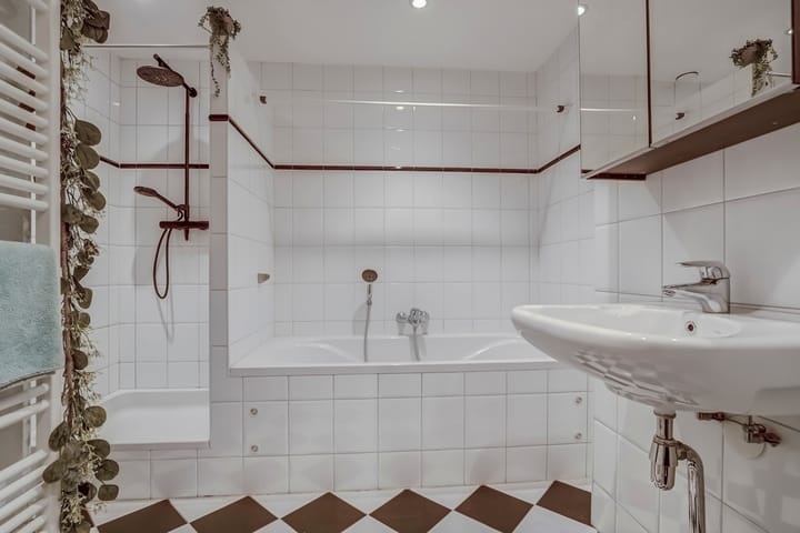 Photo 24 of Rozenboomlaan 42