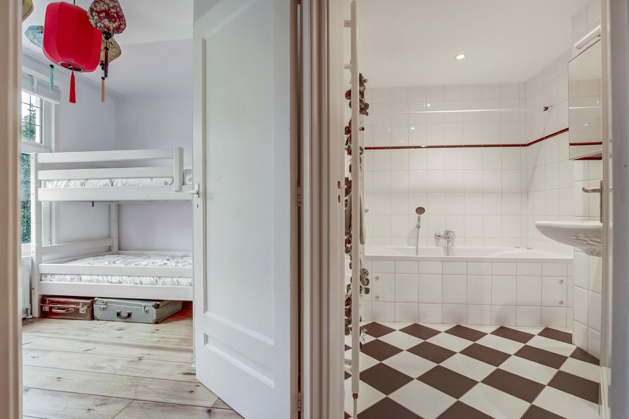 Photo 27 of Rozenboomlaan 42