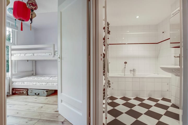 Photo 27 of Rozenboomlaan 42