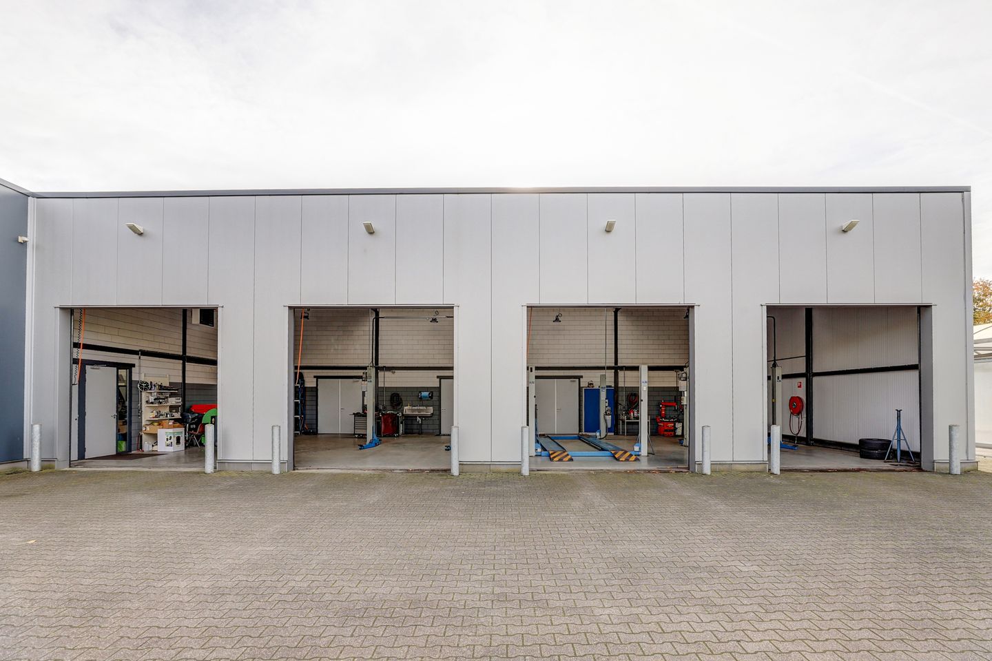 Bekijk foto 4 van A.H.G. Fokkerstraat 16-A