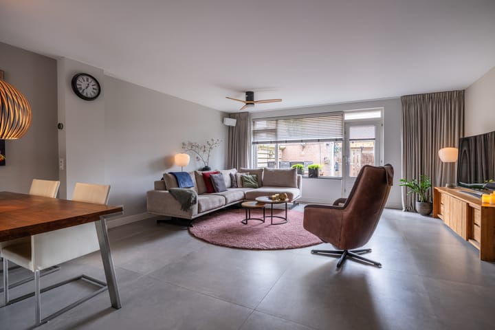 Foto 16 van Crosestein 1503