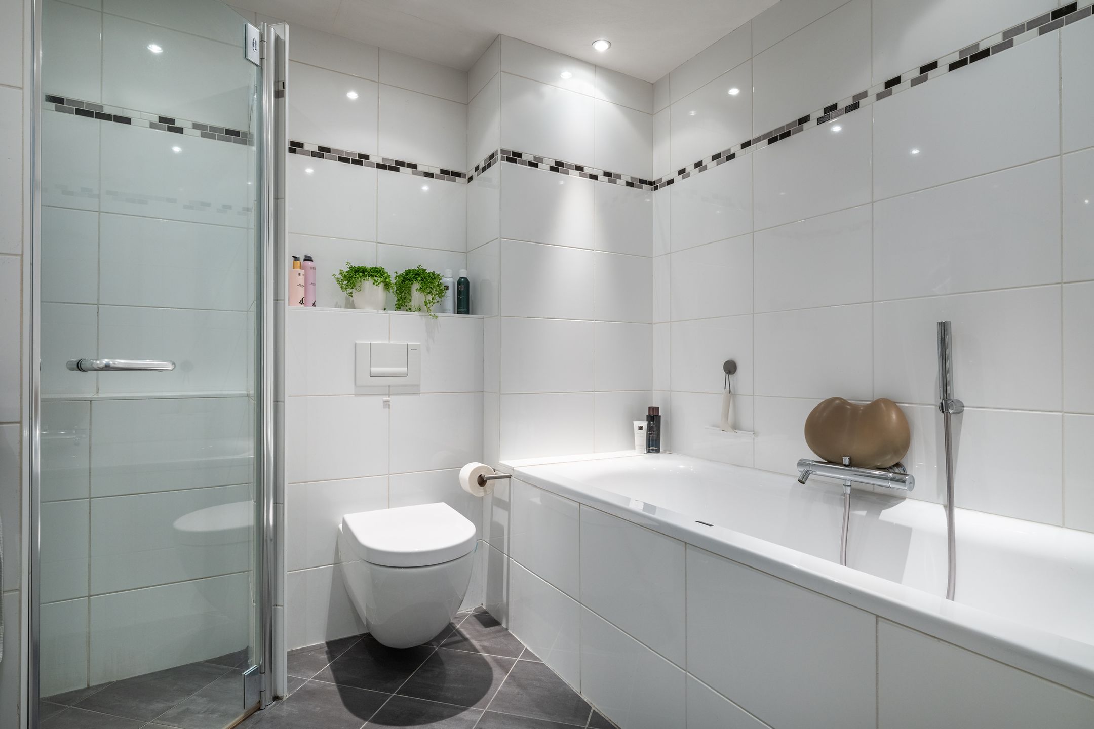 Foto 24 van Crosestein 1503