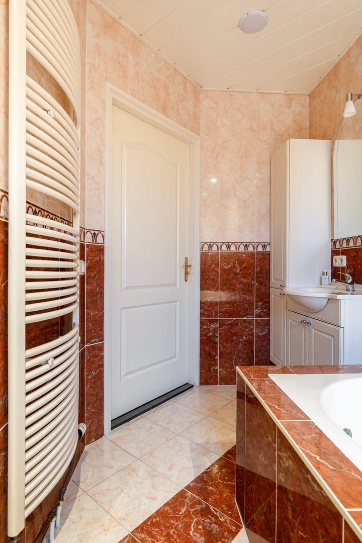 Foto 29 van Doniawei 61