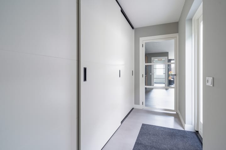 Photo 21 of Pothovenlaan 18