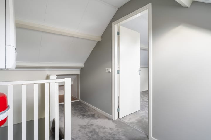 Photo 37 of Pothovenlaan 18