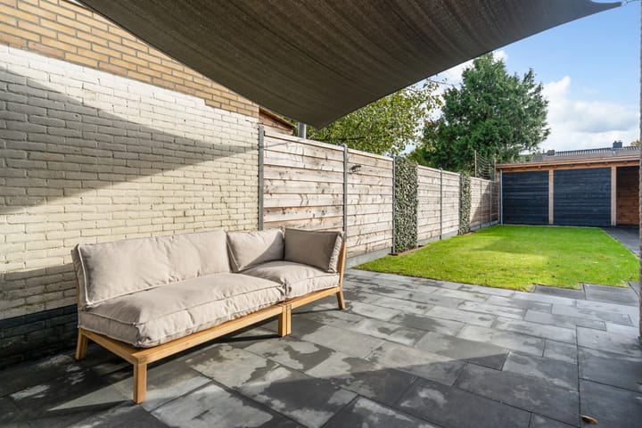 Photo 45 of Pothovenlaan 18