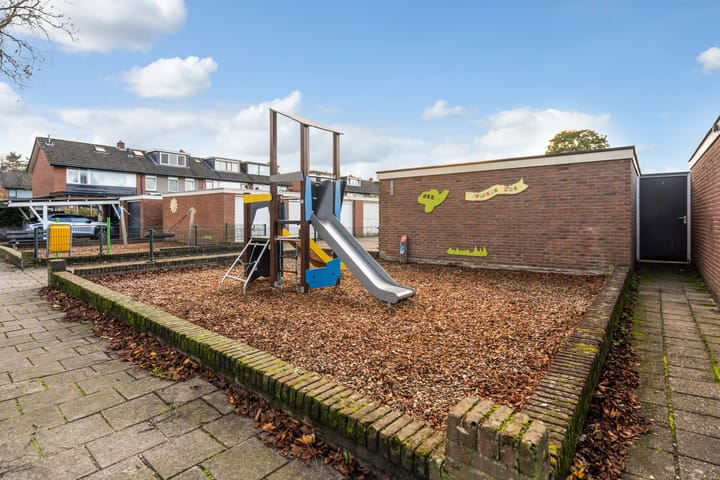 Photo 56 of Pothovenlaan 18