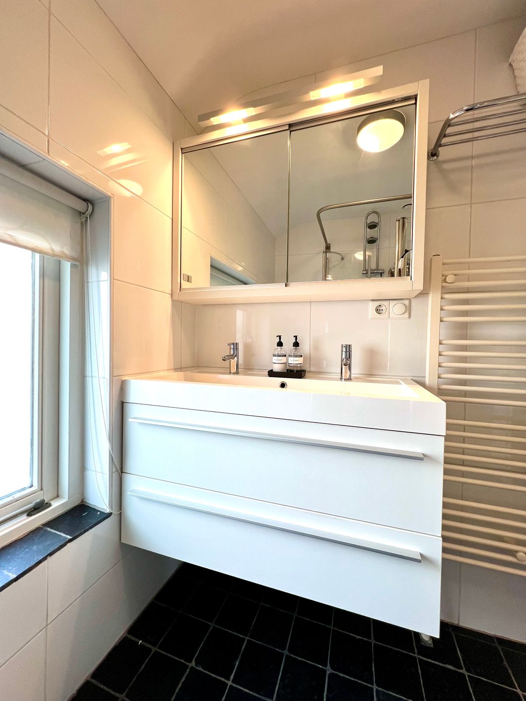 Photo 37 of Wilhelminastraat 27