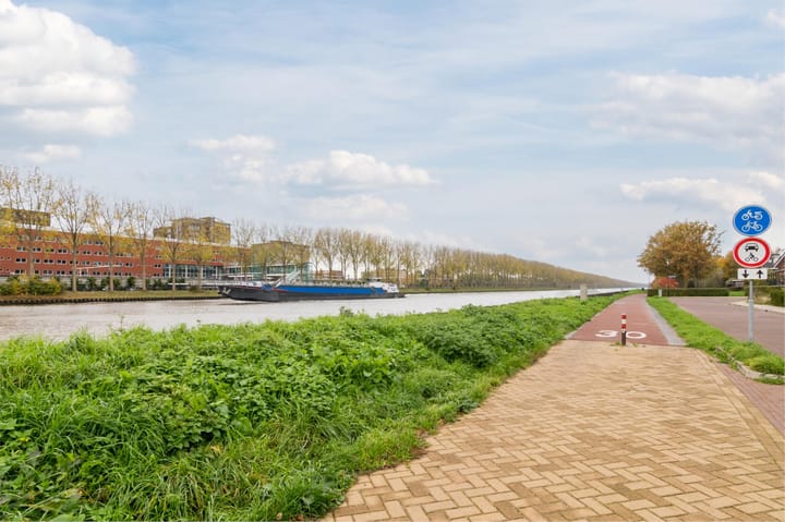 Foto 46 van Stationsweg 44