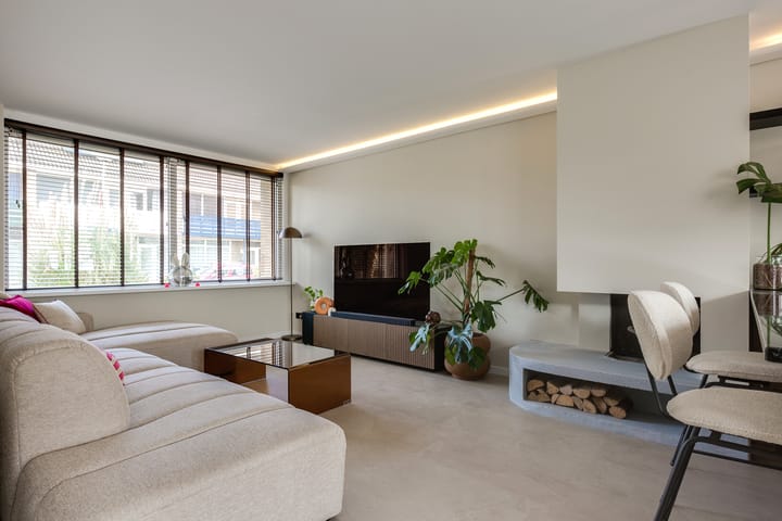 Photo 10 of Breitnerstraat 1