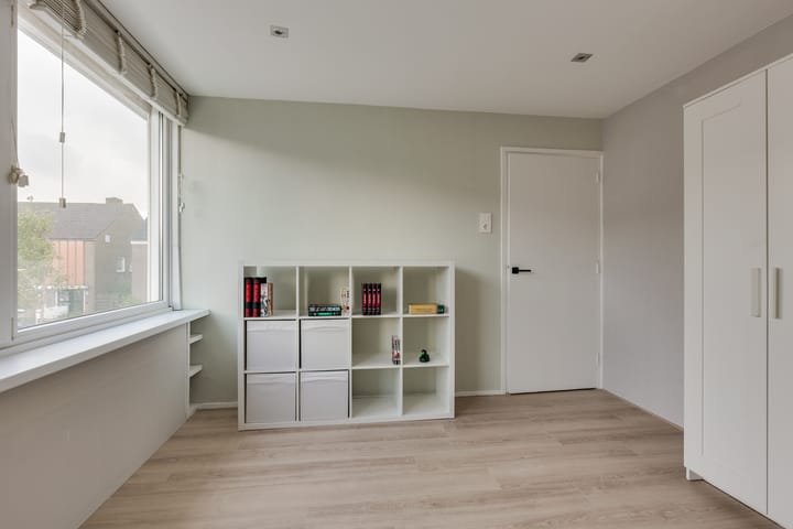 Photo 25 of Breitnerstraat 1