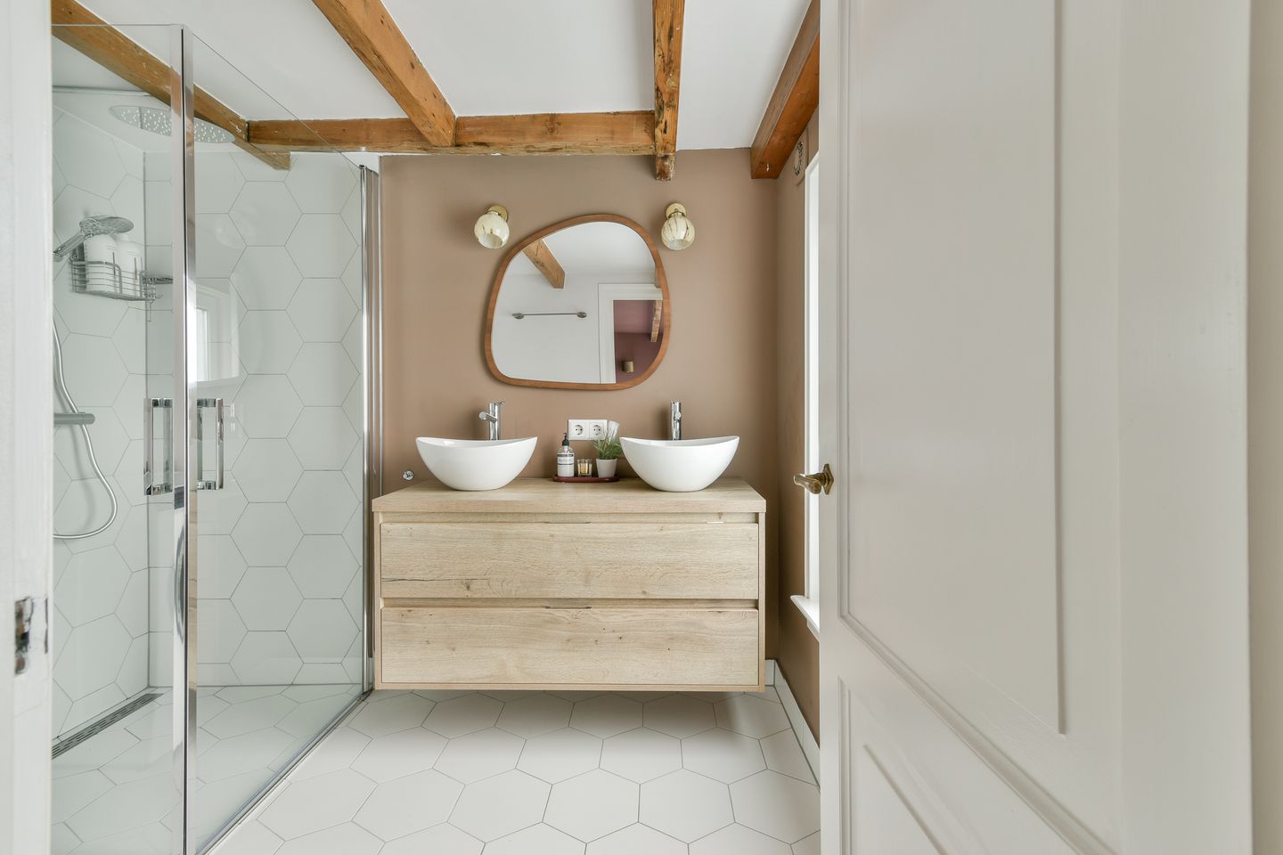 Foto 19 van Kanaalstraat 164-3