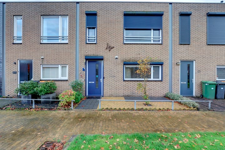 Photo 2 of Keizersmantel 39