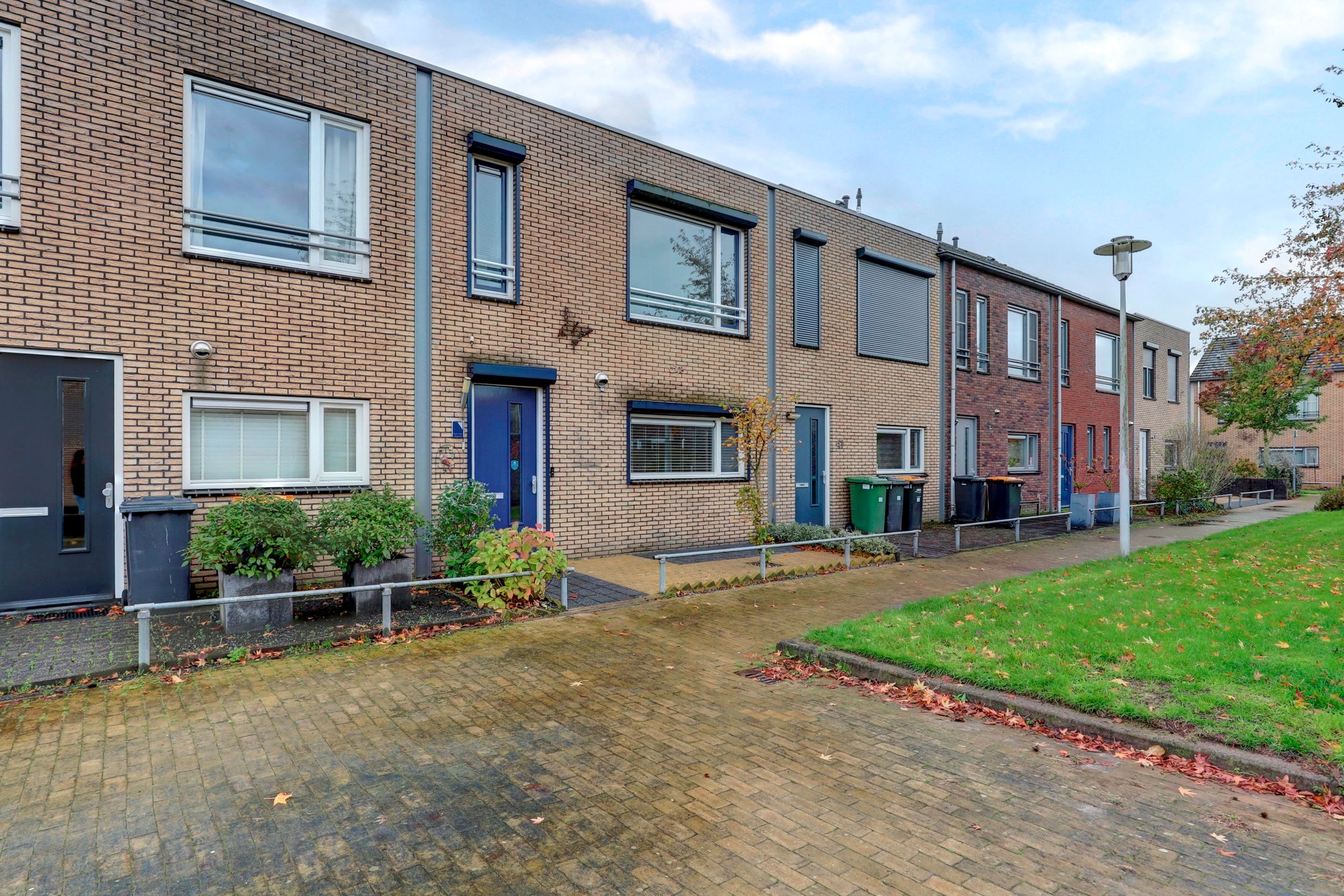 Foto 3 van Keizersmantel 39