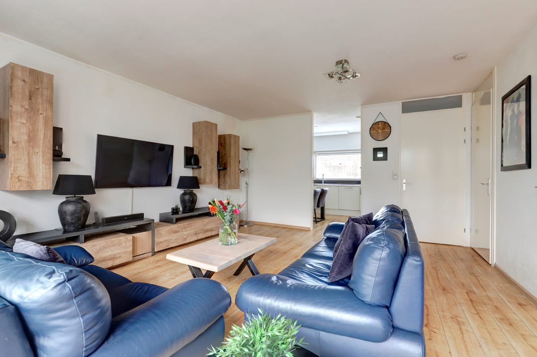 Foto 8 van Keizersmantel 39