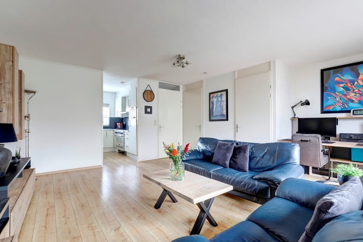 Photo 9 of Keizersmantel 39