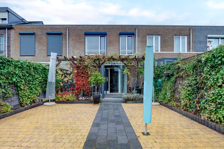 Photo 28 of Keizersmantel 39