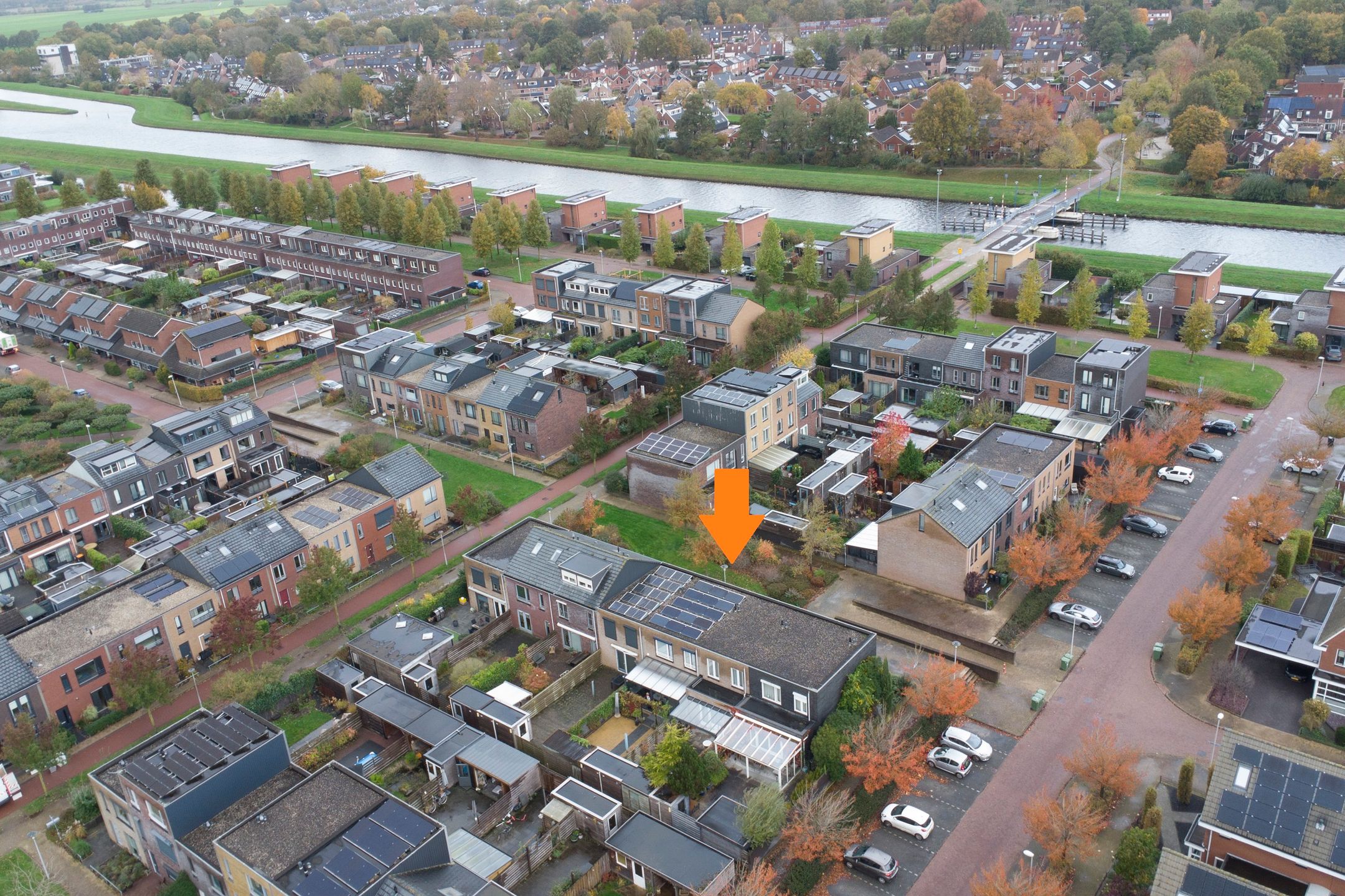 Foto 33 van Keizersmantel 39