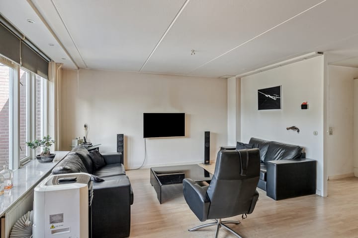 Photo 4 of Tormentil 22