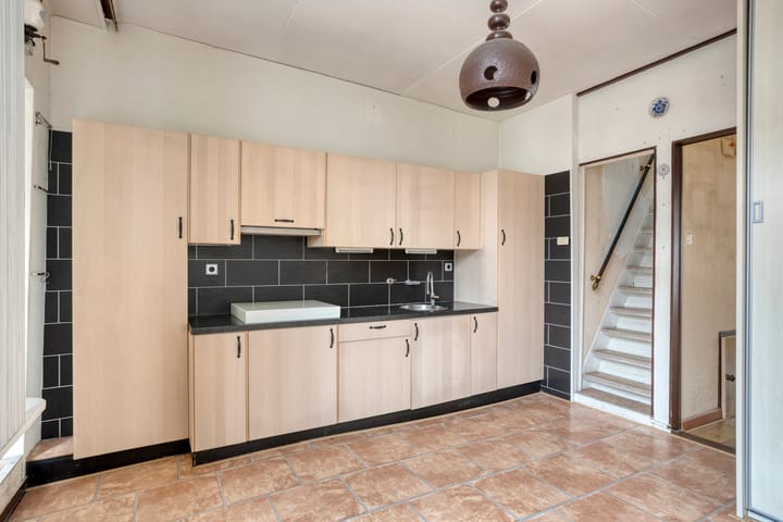 Foto 7 van Zwijndrechtsestraat 56