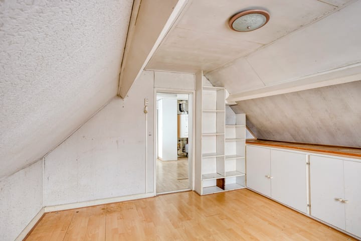 Foto 13 van Zwijndrechtsestraat 56