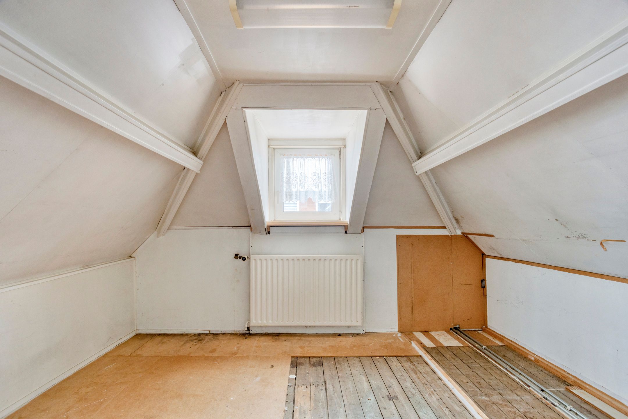 Foto 15 van Zwijndrechtsestraat 56