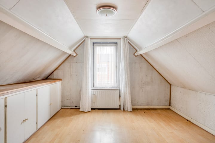 Foto 12 van Zwijndrechtsestraat 56