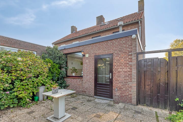 Photo 30 of Benedenkerkstraat 32-B