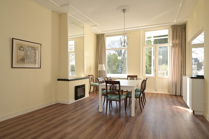 Photo 11 of Surinamestraat 58