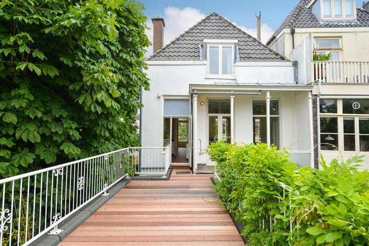 Photo 22 of Surinamestraat 58