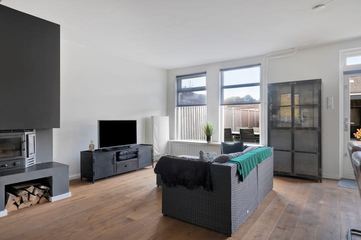 Foto 7 van Voermanwei 16