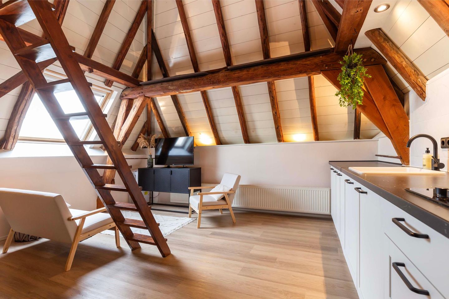 Foto 4 van Burgwal 78-3