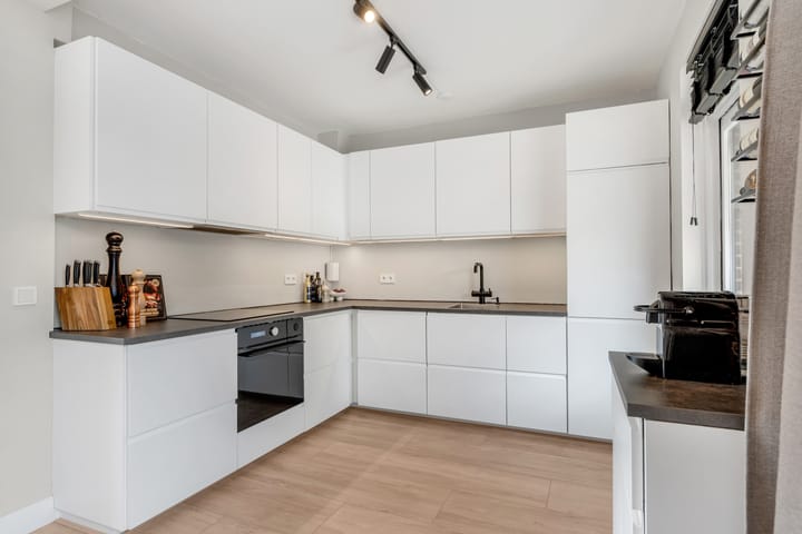 Photo 2 of Van Noortstraat 28