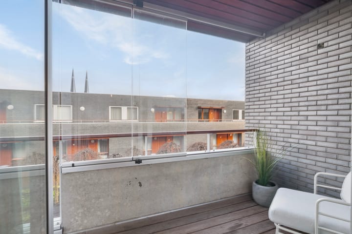 Photo 16 of Pieter Vreedeplein 110