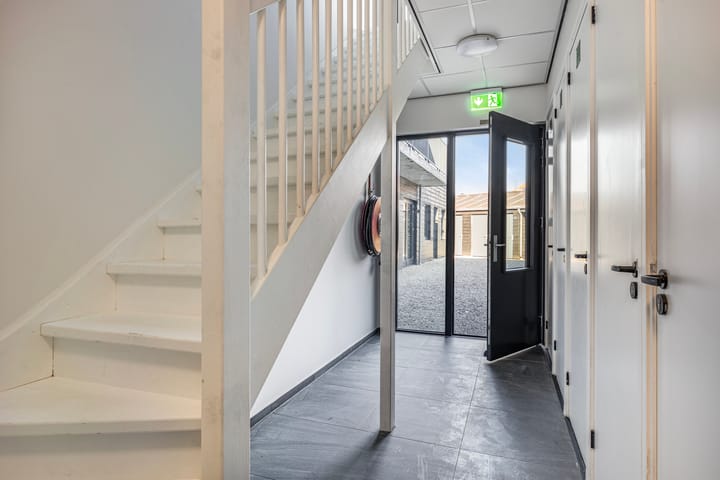 Photo 17 of Bredaseweg 38-H