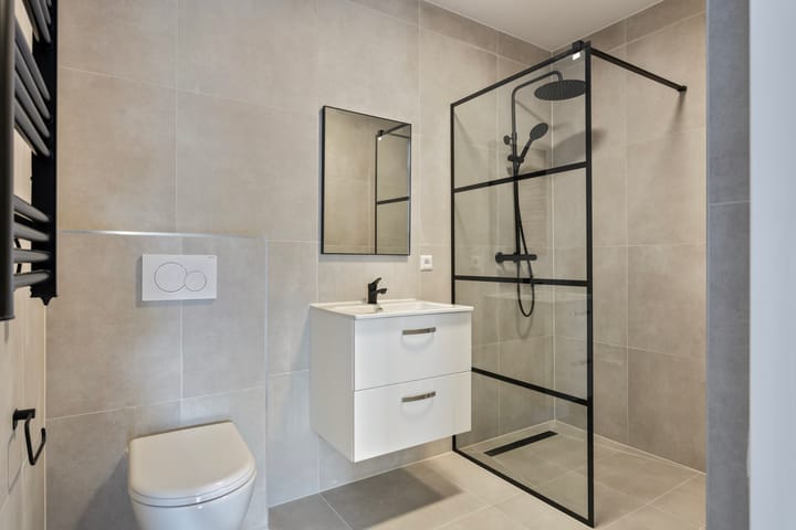 Photo 9 of Bredaseweg 38-H