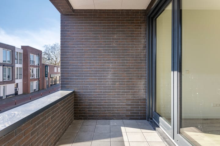 Photo 14 of Bredaseweg 38-H